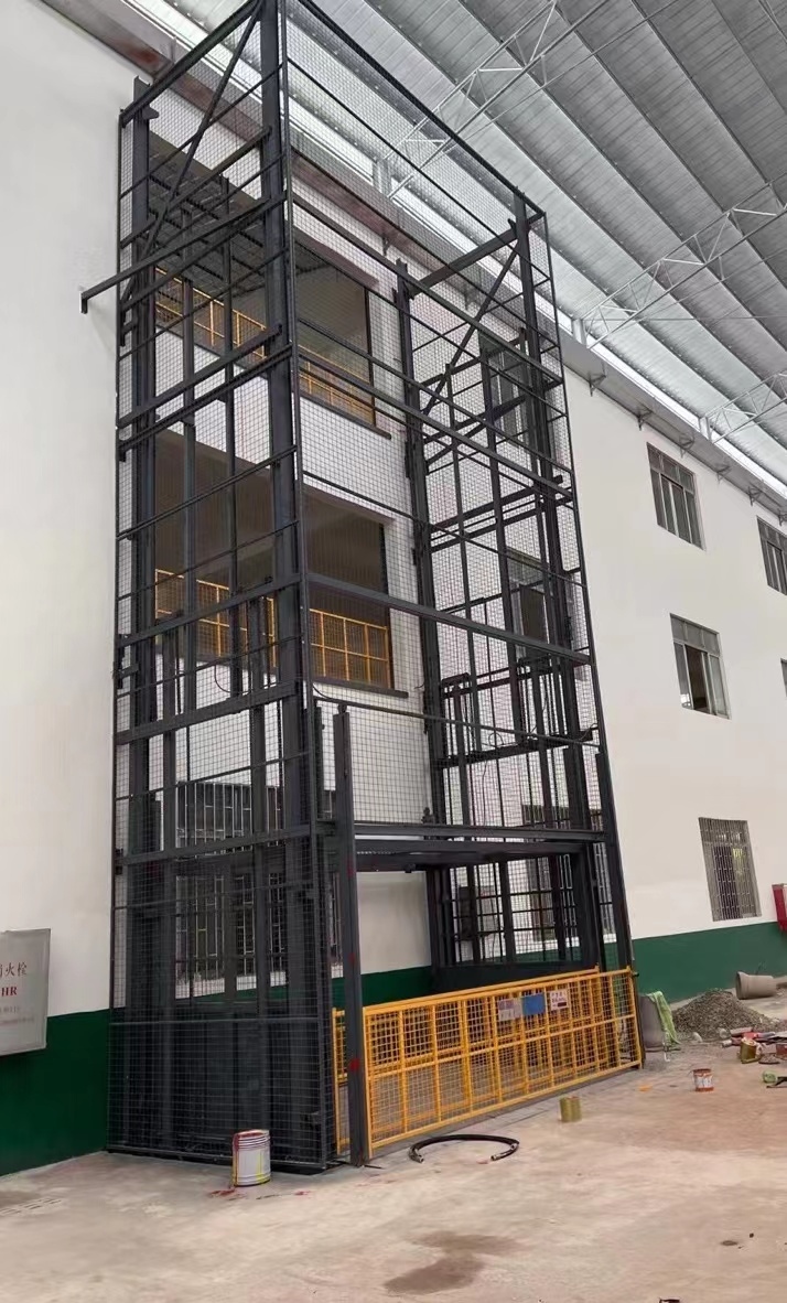 液压中欧（中国）货梯